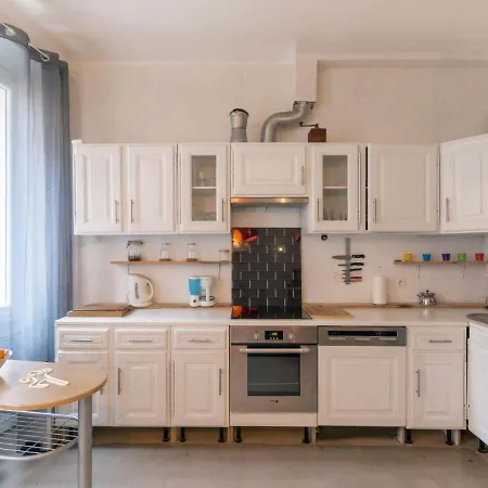 Le Central By Interhome